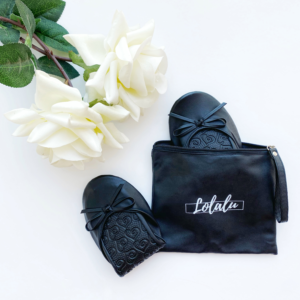 Black Foldable Flats